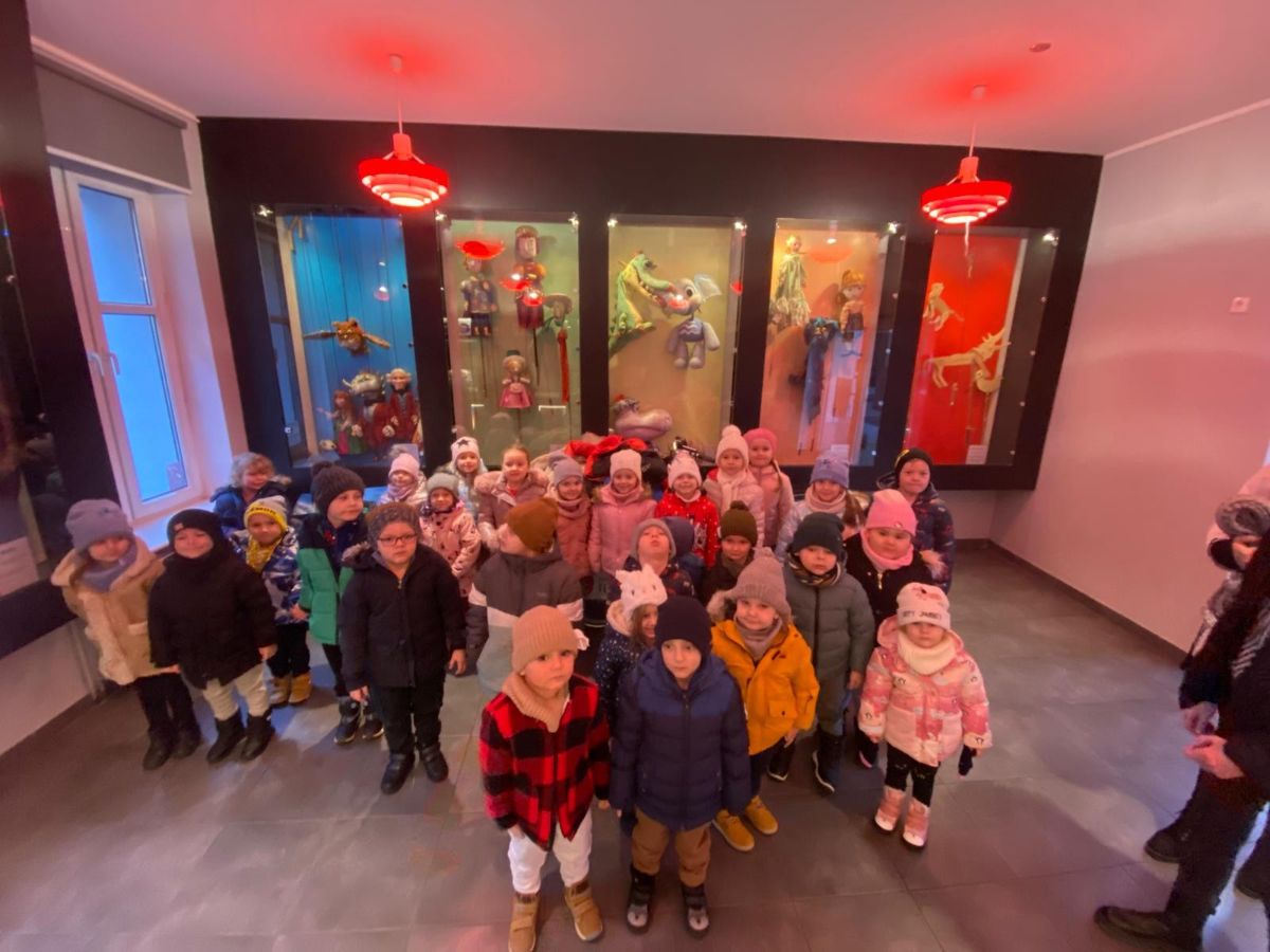 Zdjęcie: Przedszkolaki w Teatrze Lalek!