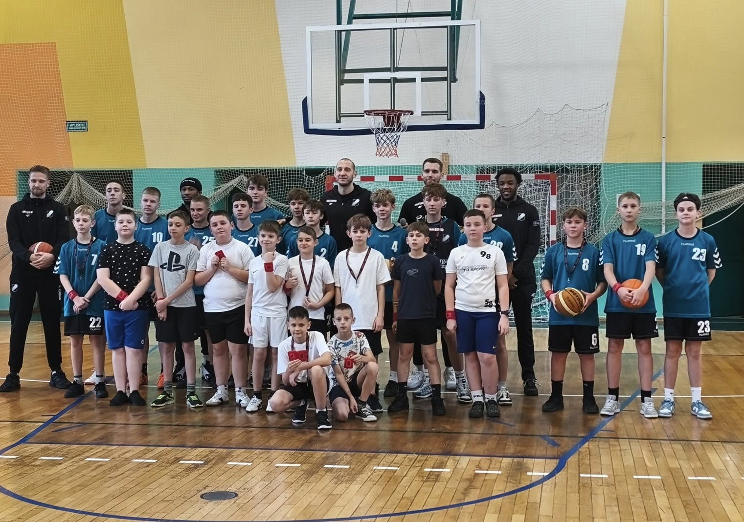 Zdjęcie: Trening z koszykarzami zespołu Czarni Słupsk