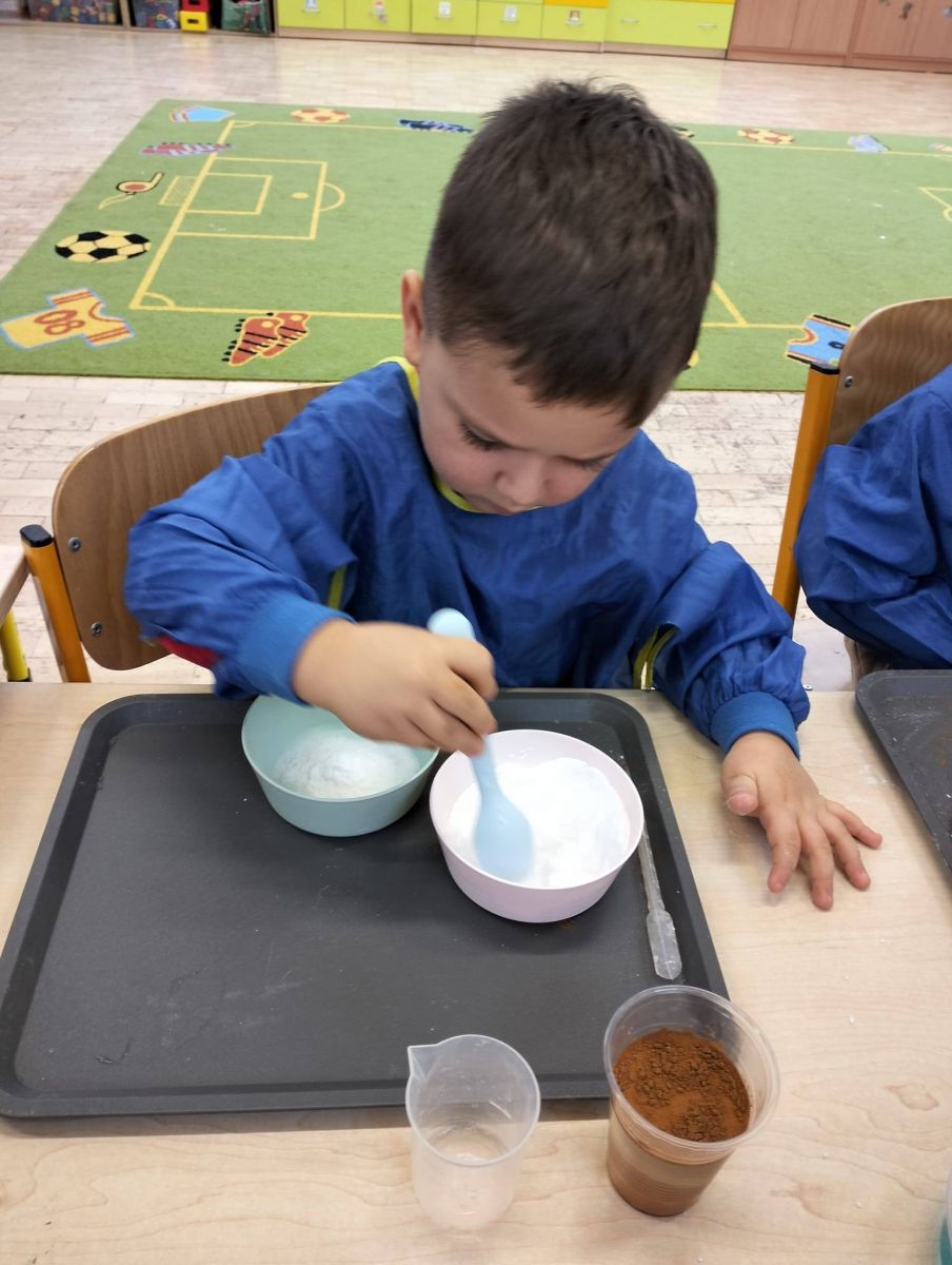 Zdjęcie: SZTUCZNY ŚNIEG