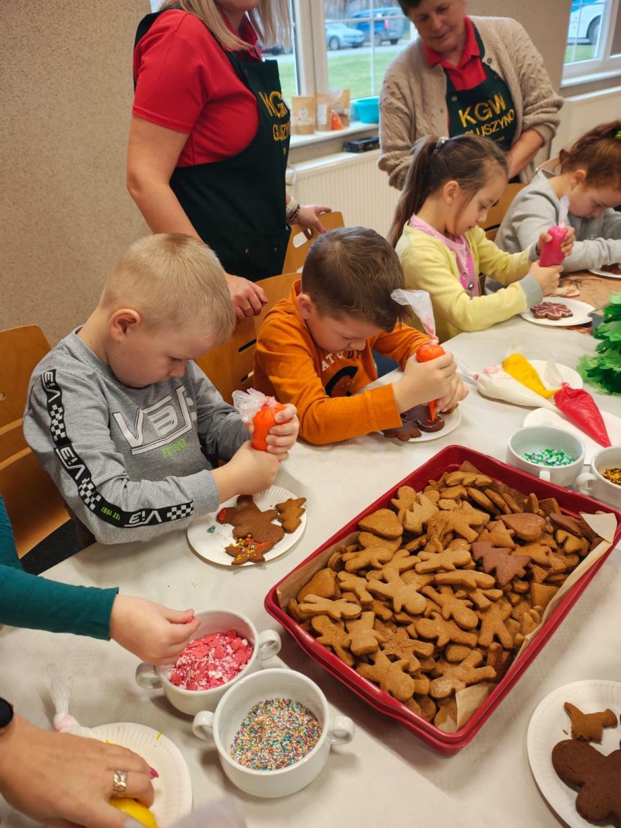 Zdjęcie: ŚWIĄTECZNE WARSZTATY