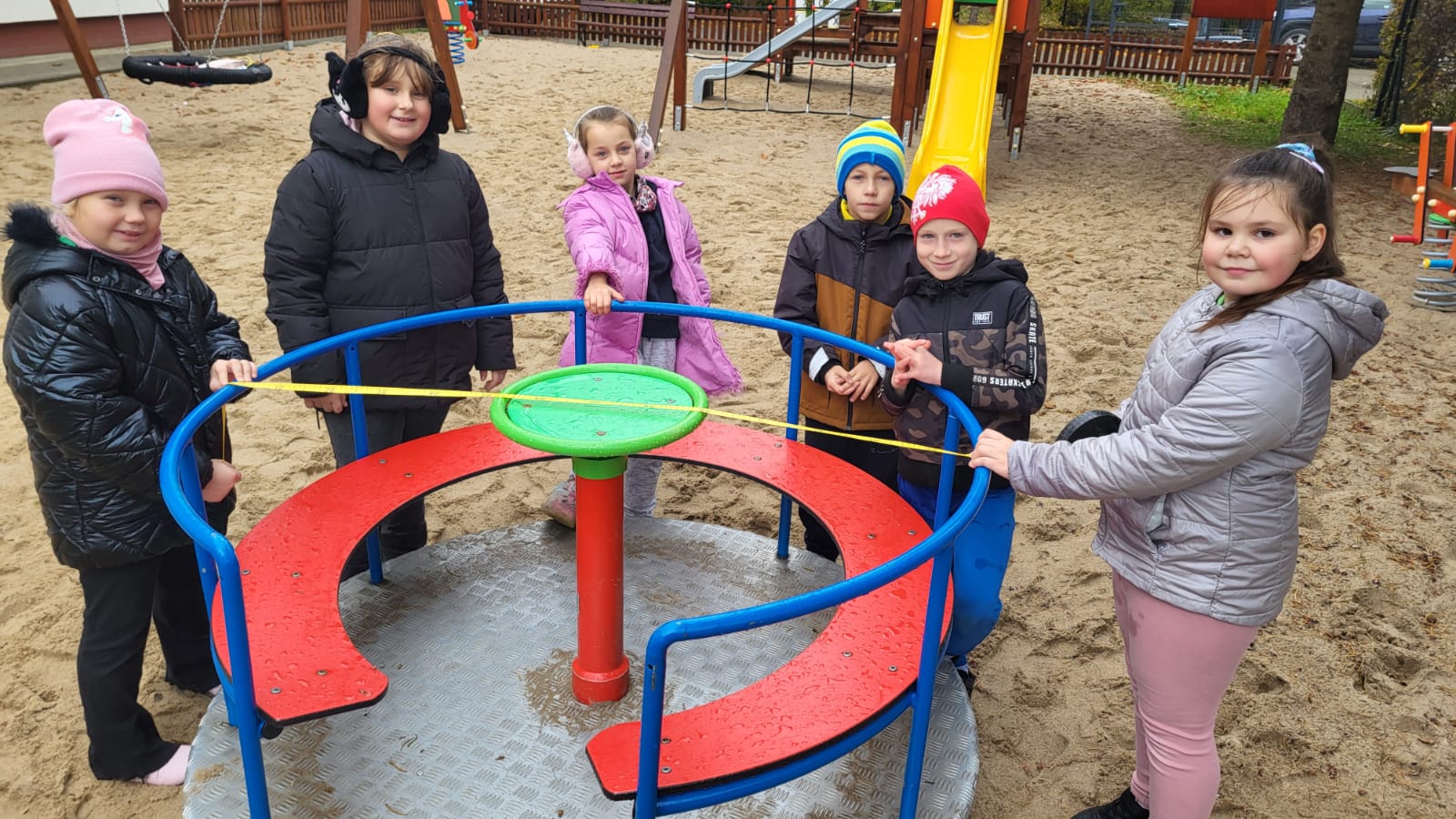 Zdjęcie: Matematyka na placu zabaw